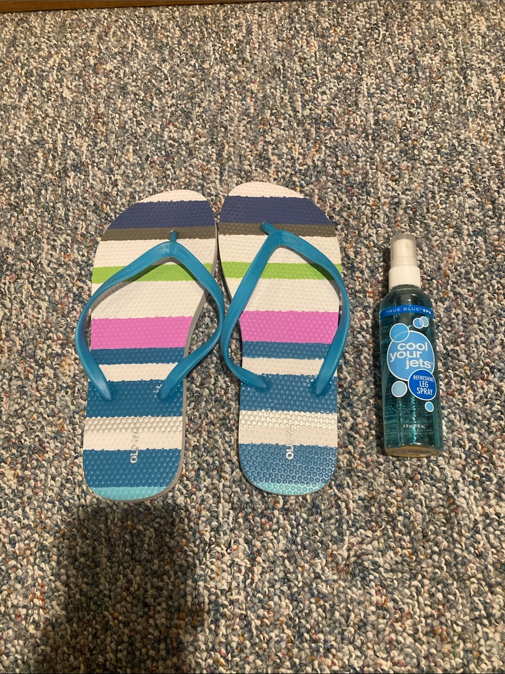 Old Navy Flip Flops & Bath & Body Works True Blue Spa Leg Spray